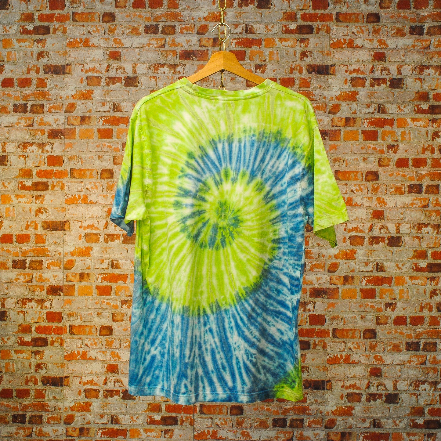 Oversized-tie-dye-tshirt