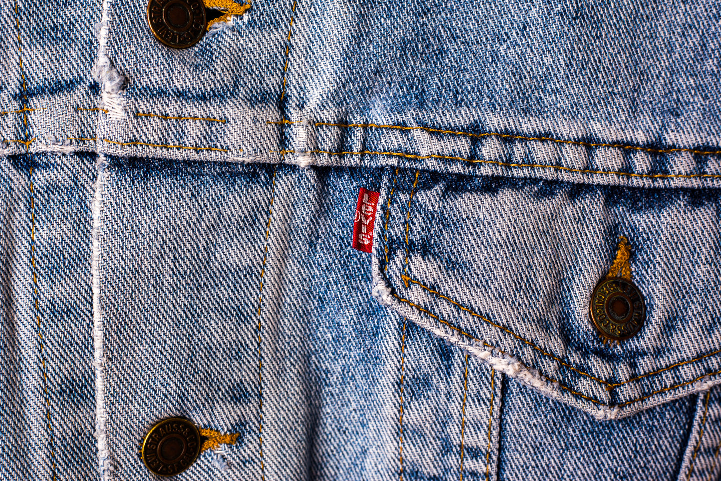 vintage-levis-jeans-levis-logo