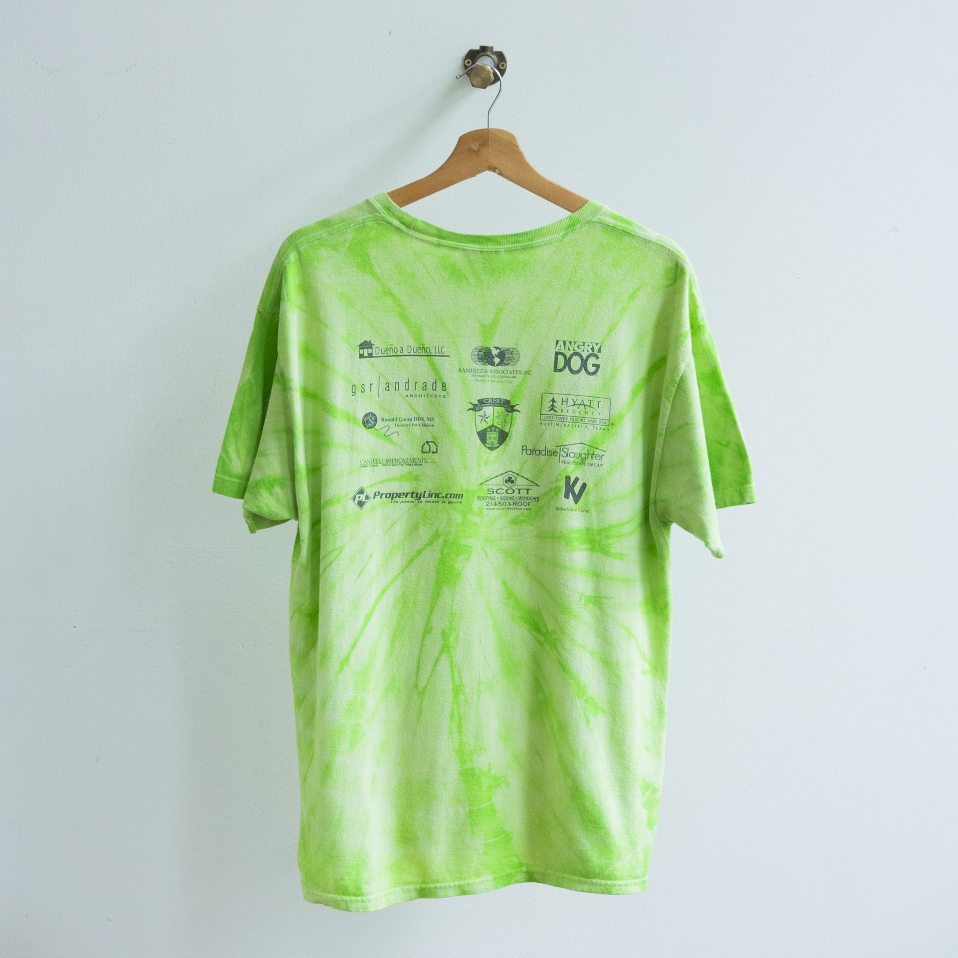 light green secondhand t-shirt fresh vintage