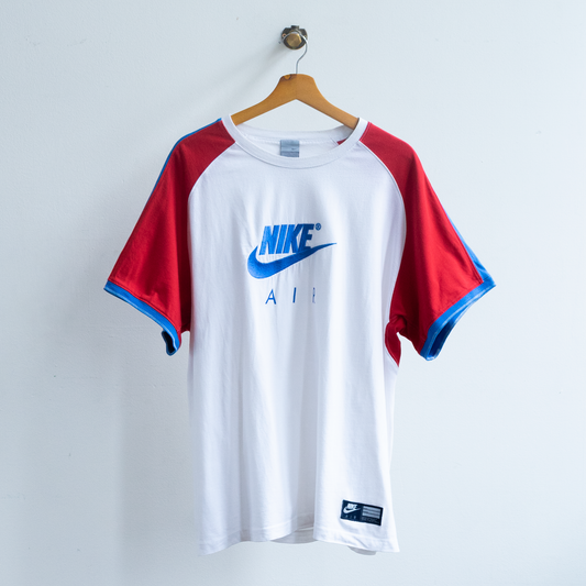 vintage Nike T-shirt in red white and blue Fresh Vintage