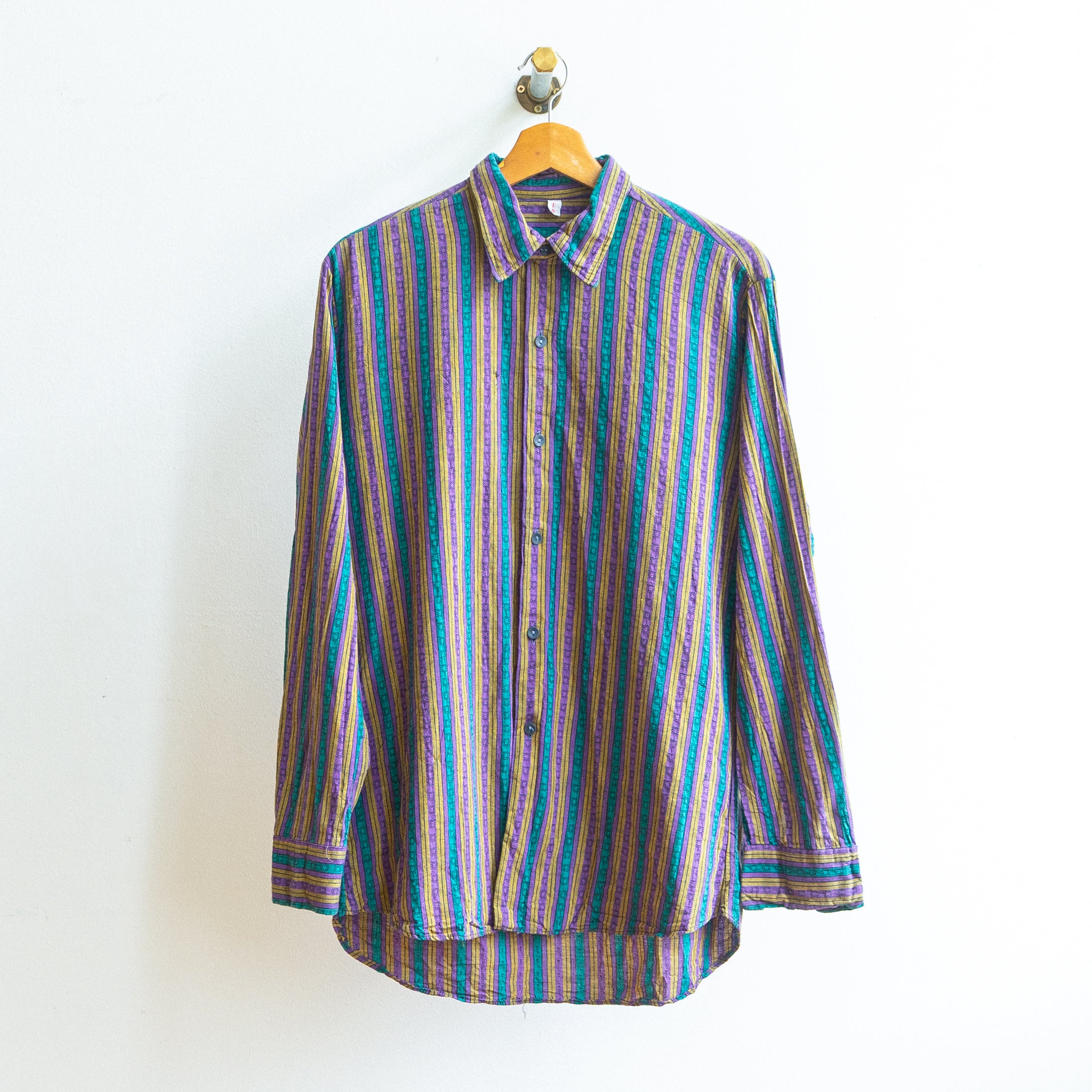 Lavish Vintage Shirt | Fresh Vintage
