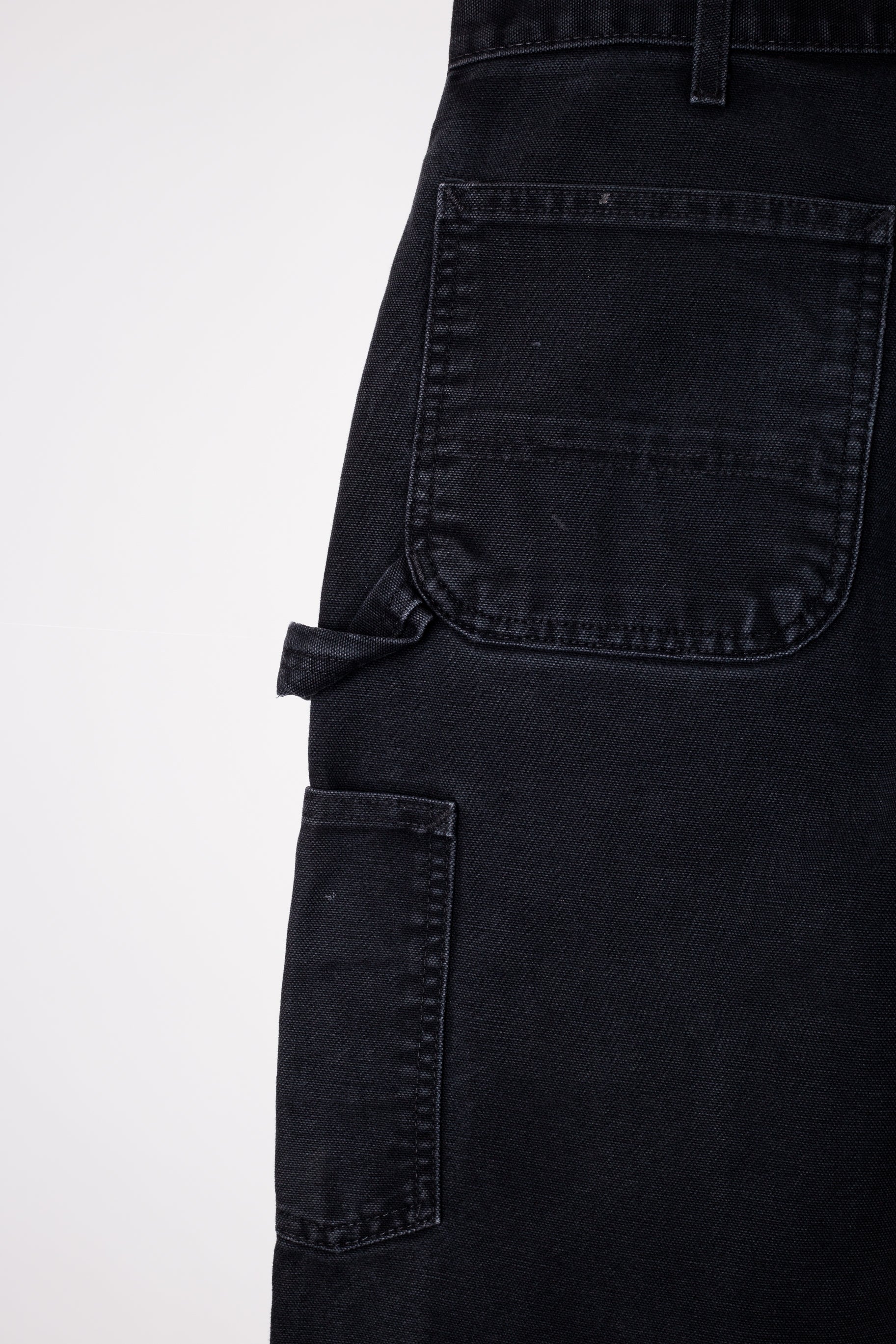 zwarte-carhartt-broek-met-lus