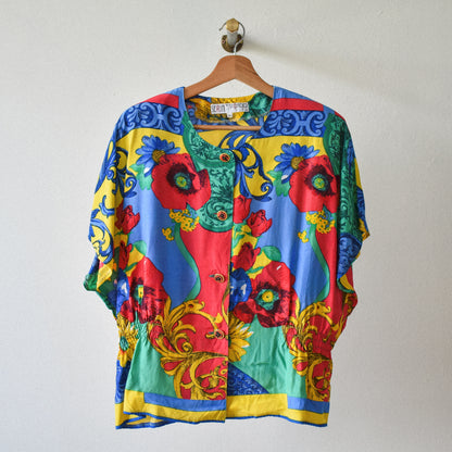 vintage-blouse-met-knopen-in-verschillende-kleuren