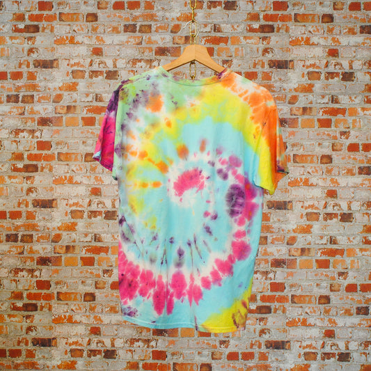 happy-tie-dye-tshirt-in-multikleuren