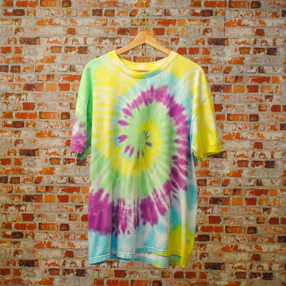 oversized-geel-tie-dye-tshirt